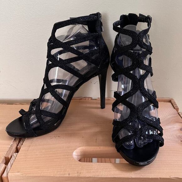 VINCE CAMUTO Cage Black Sparkling Glitter Heels 7.5 Night Out Statement Stiletto - Picture 3 of 16